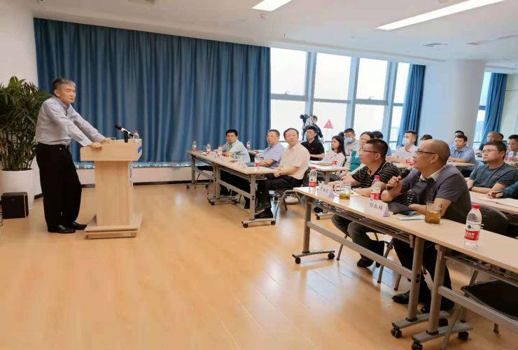 澳门威尼斯人官网mg游戏公司与上海海事大学青岛研究院联合举办 “事故止损与应急处置”讲座